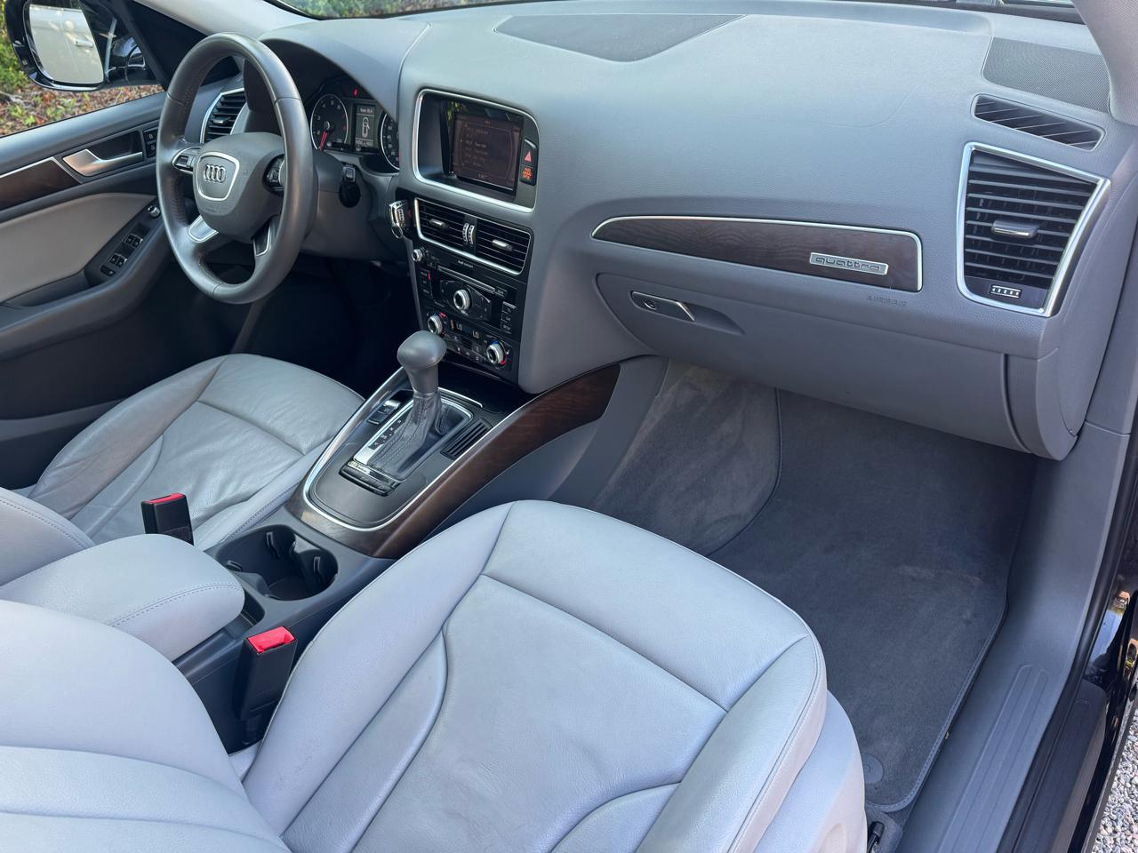 Audi Q5 2.0T Premium quattro 2016