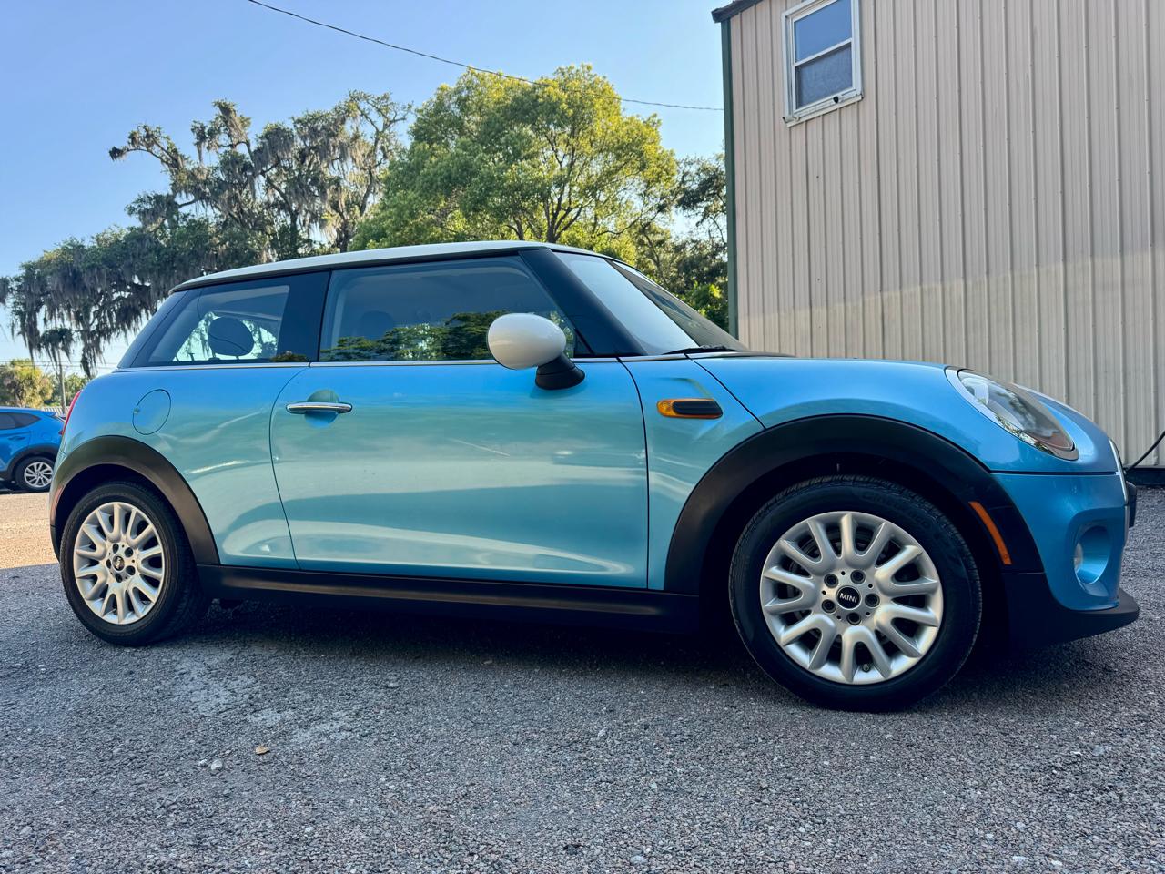 MINI Cooper Base 2015