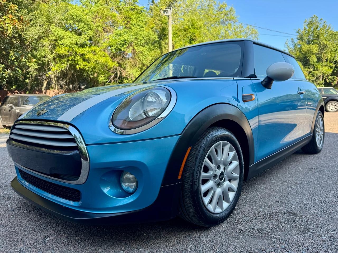 MINI Cooper Base 2015