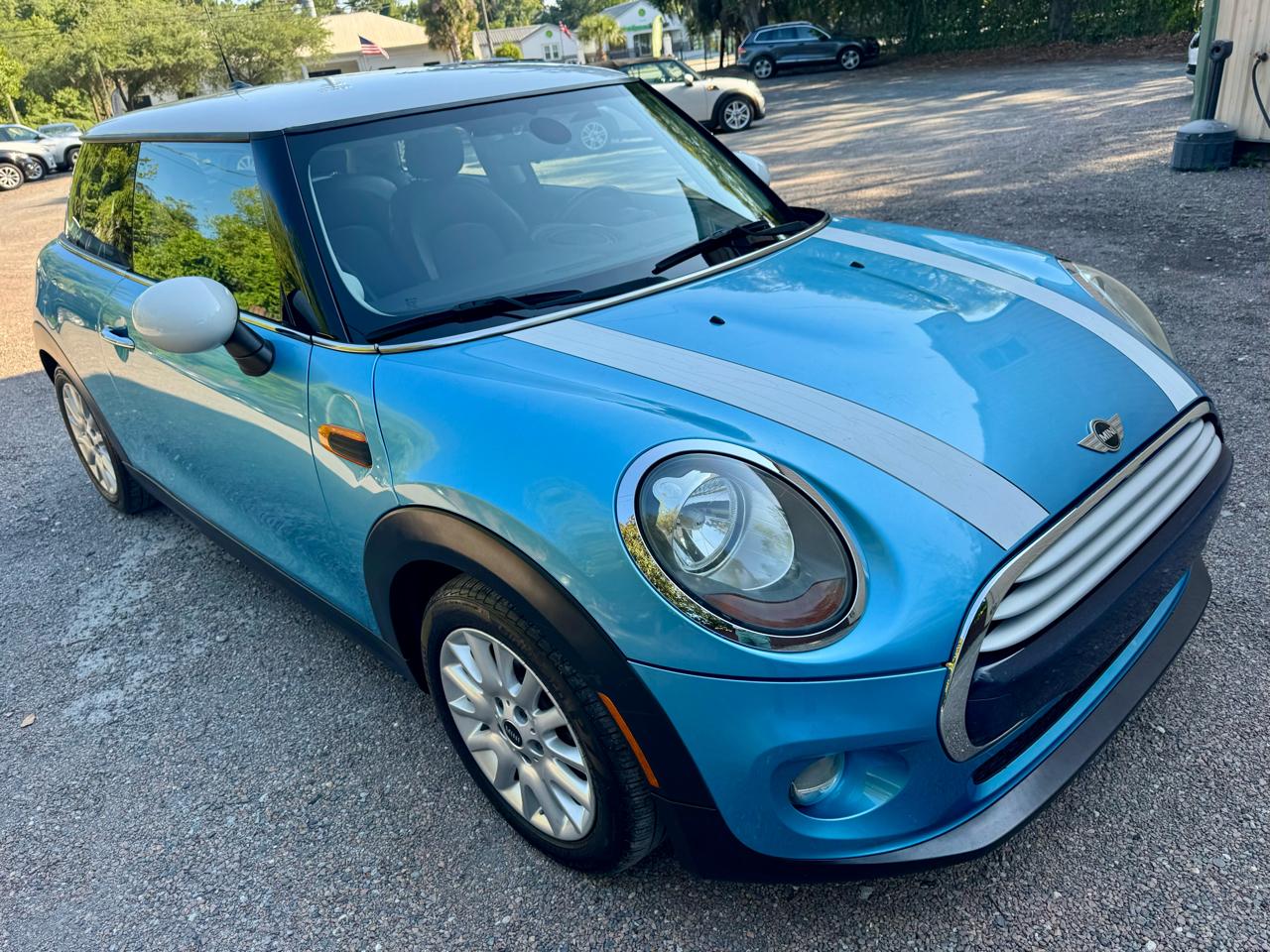 MINI Cooper Base 2015