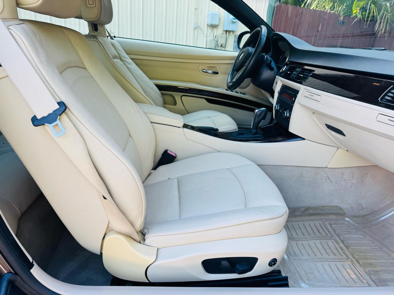 BMW 3-Series 328i Convertible - SULEV 2010