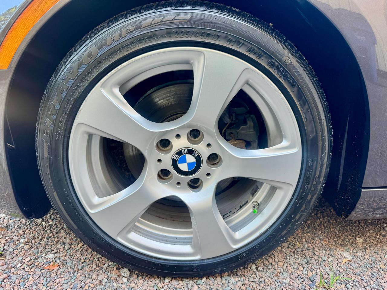 BMW 3-Series 328i Convertible - SULEV 2010