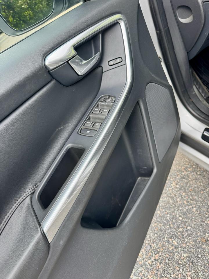 Volvo XC60 T6 Drive-E Platinum FWD 2015
