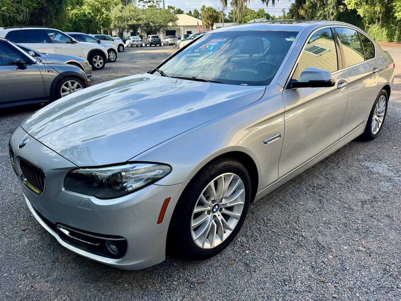 BMW 5-Series 528i 2014