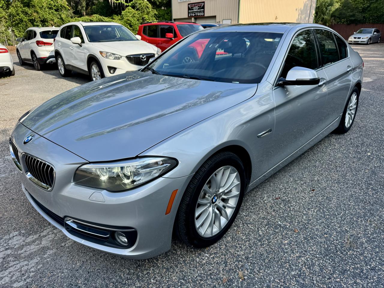 BMW 5-Series 528i 2014