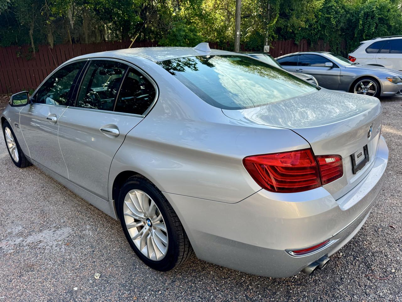 BMW 5-Series 528i 2014