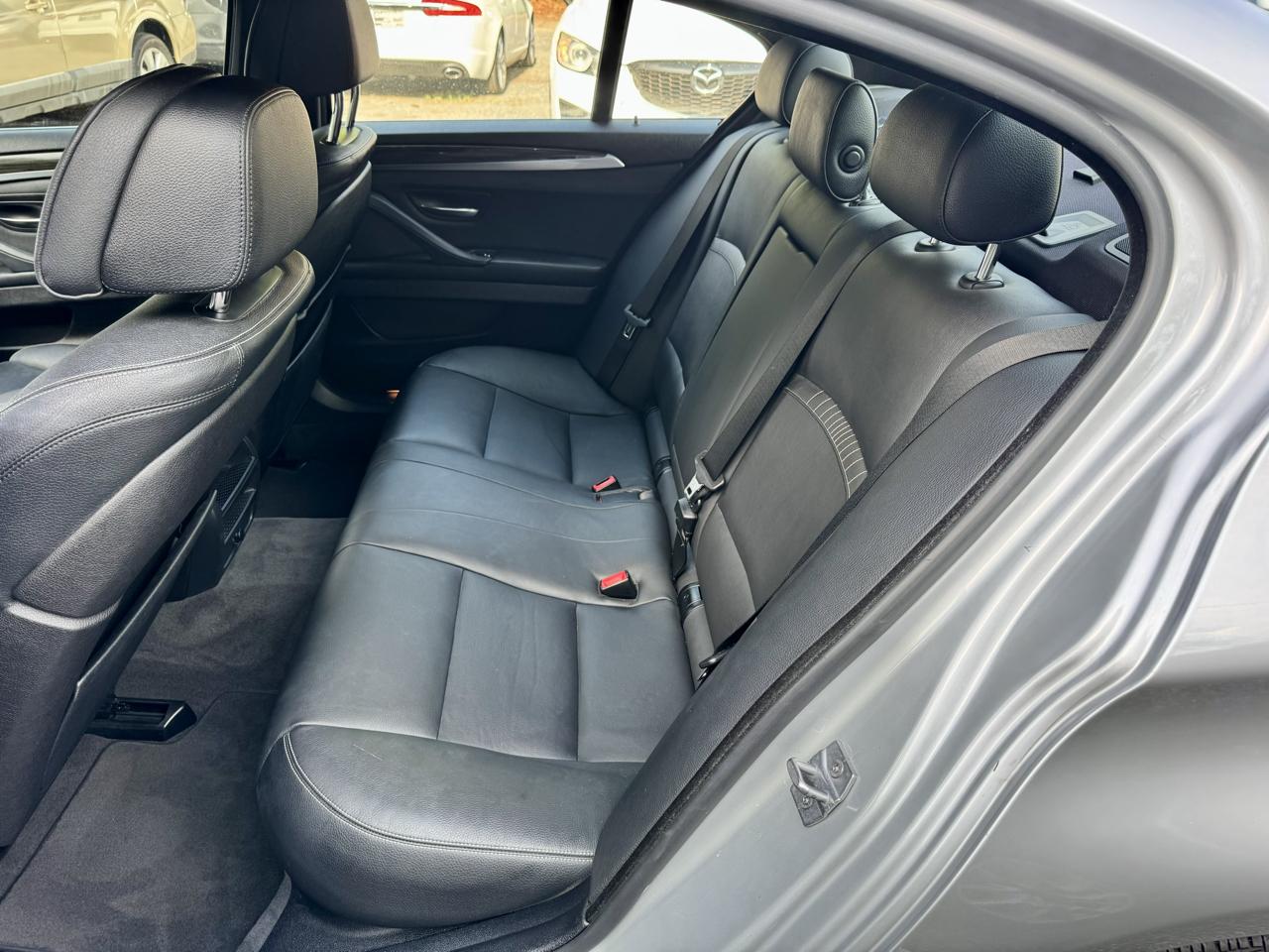 BMW 5-Series 528i 2014