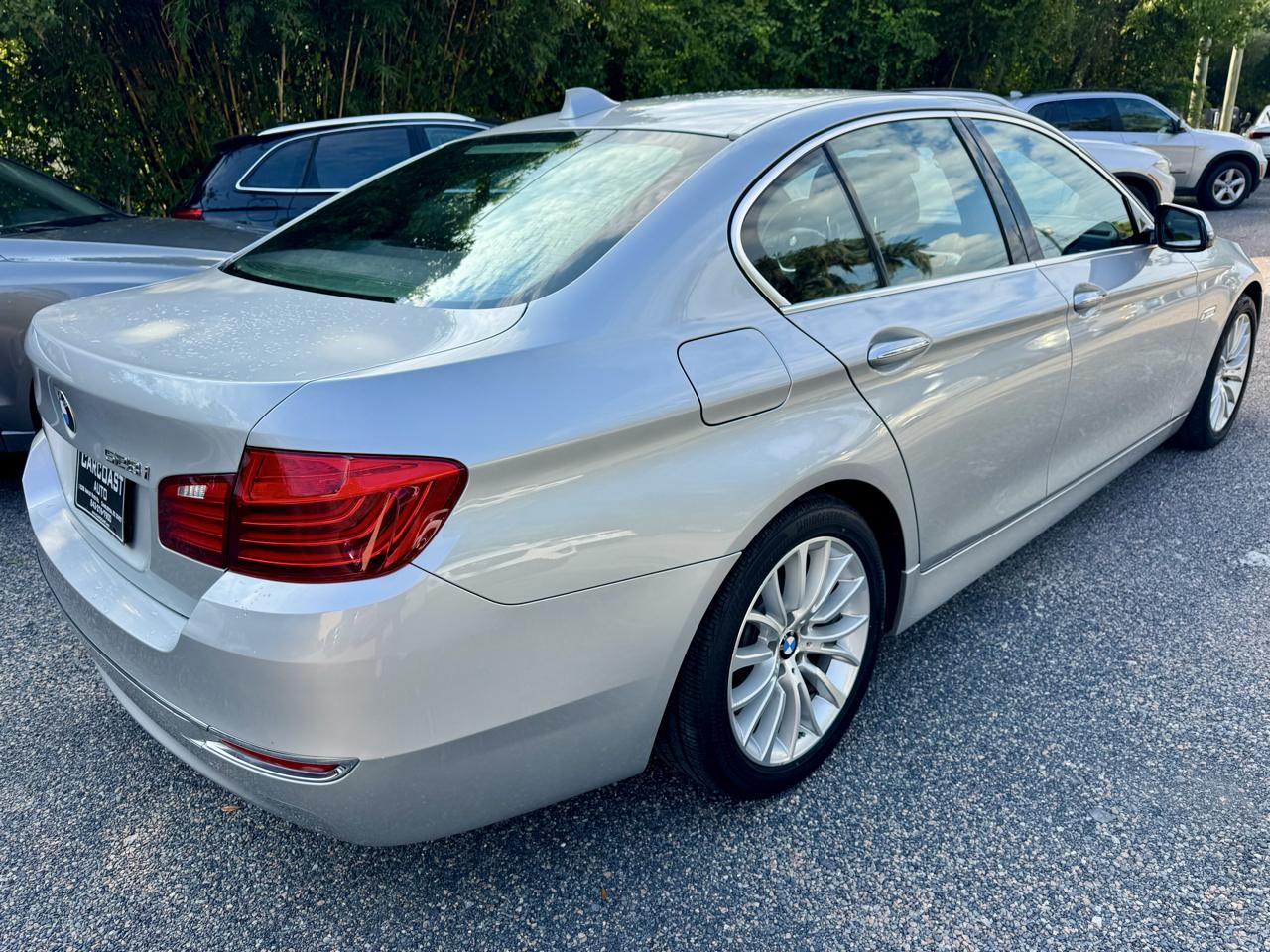 BMW 5-Series 528i 2014