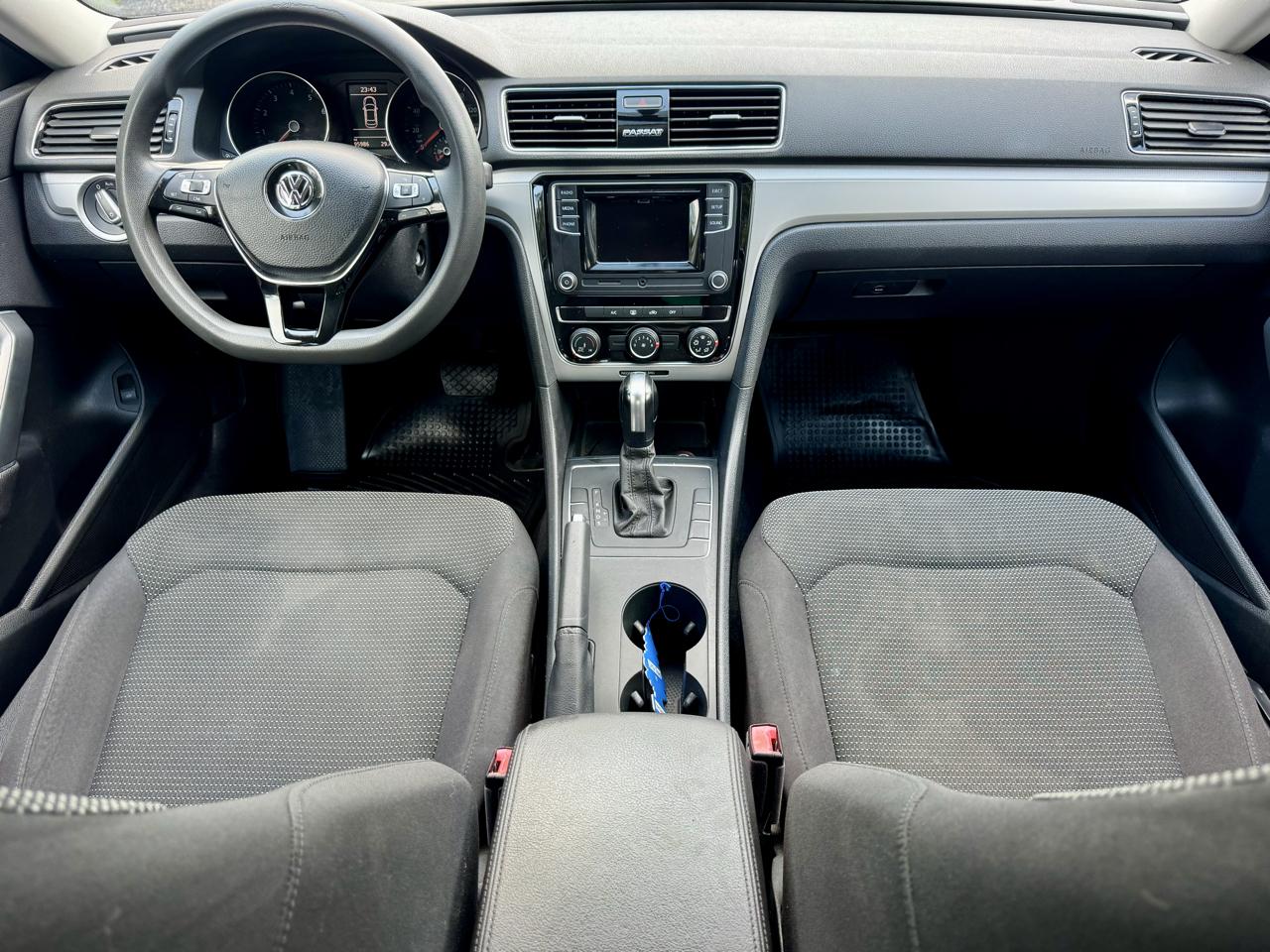 Volkswagen Passat S 2018