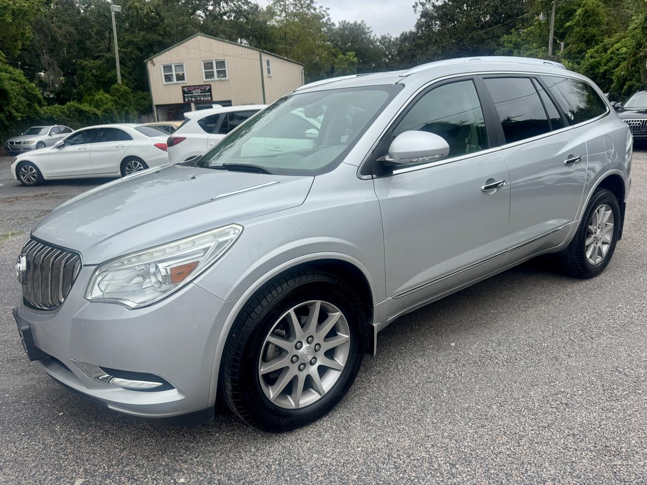 Buick Enclave Convenience FWD 2016
