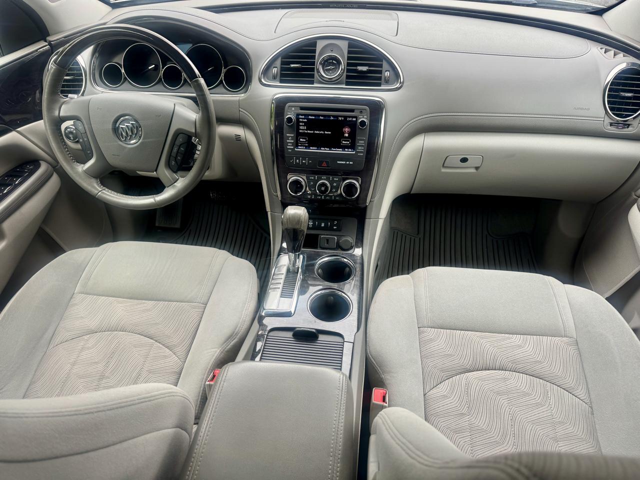 Buick Enclave Convenience FWD 2016