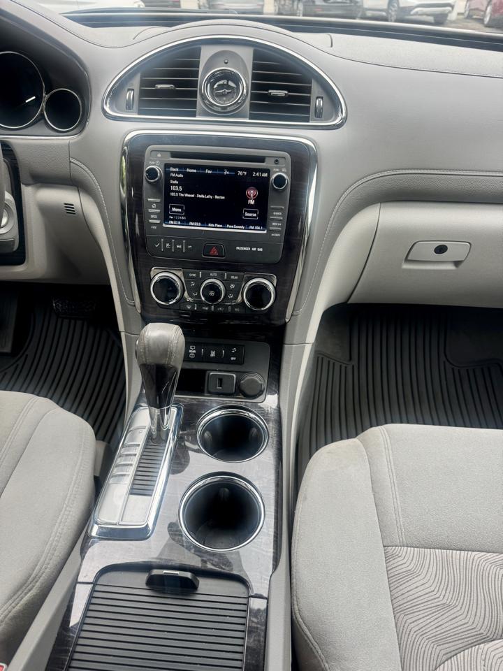 Buick Enclave Convenience FWD 2016
