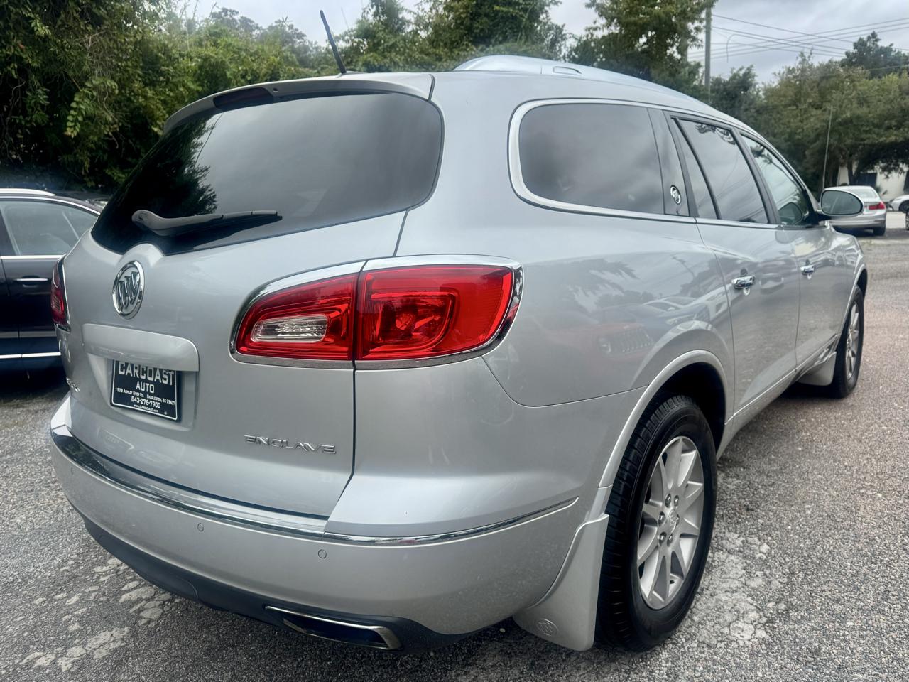 Buick Enclave Convenience FWD 2016