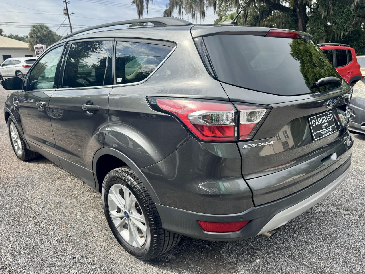 Ford Escape SE FWD 2017