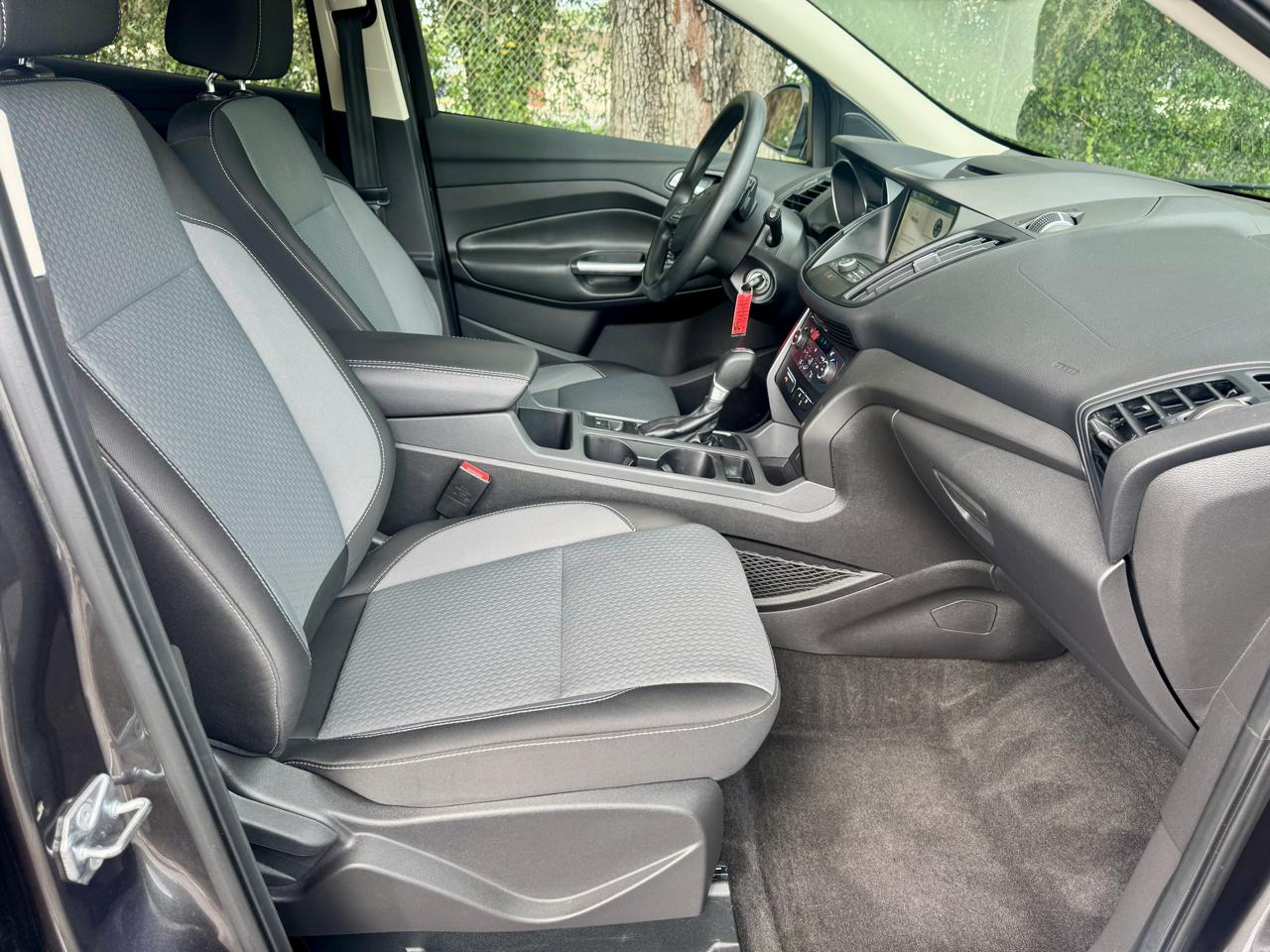 Ford Escape SE FWD 2017