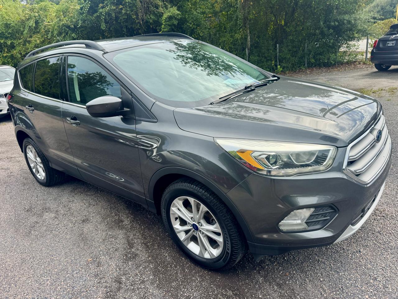 Ford Escape SE FWD 2017