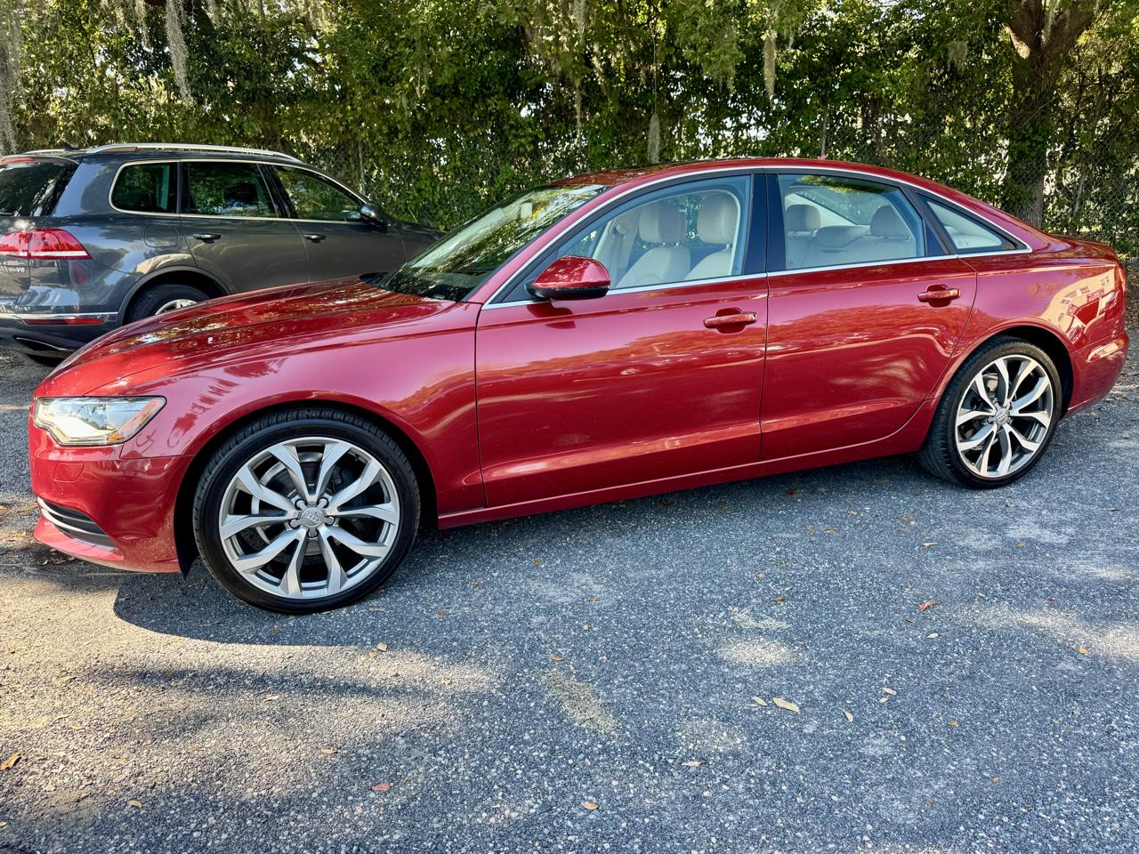 Audi A6 2.0T Premium Sedan FrontTrak Multitronic 2013