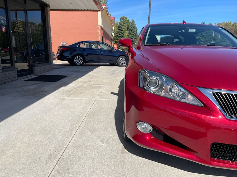 2010 Lexus IS 350C photo 6