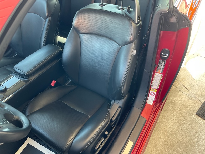2010 Lexus IS 350C photo 21