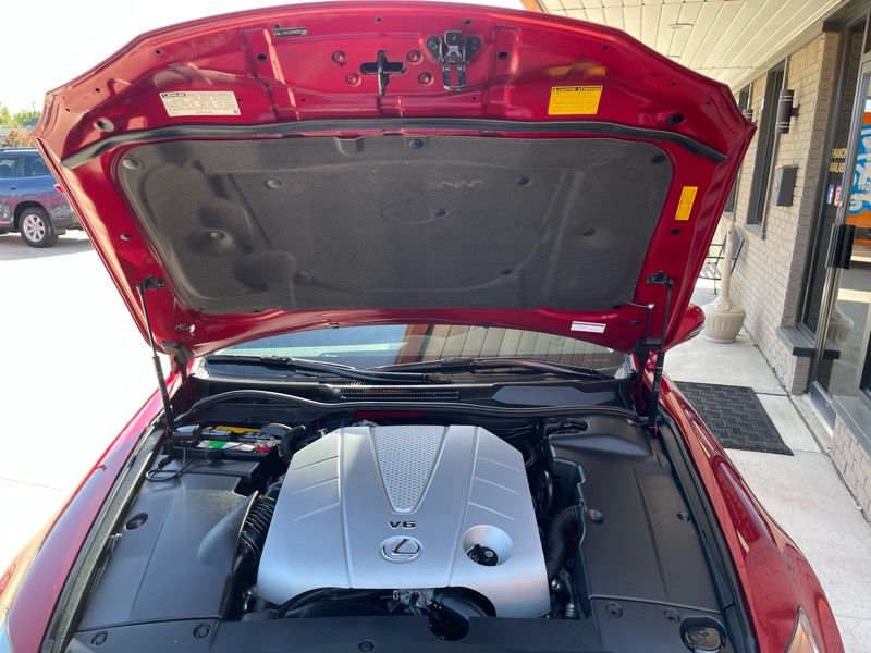 2010 Lexus IS 350C photo 40
