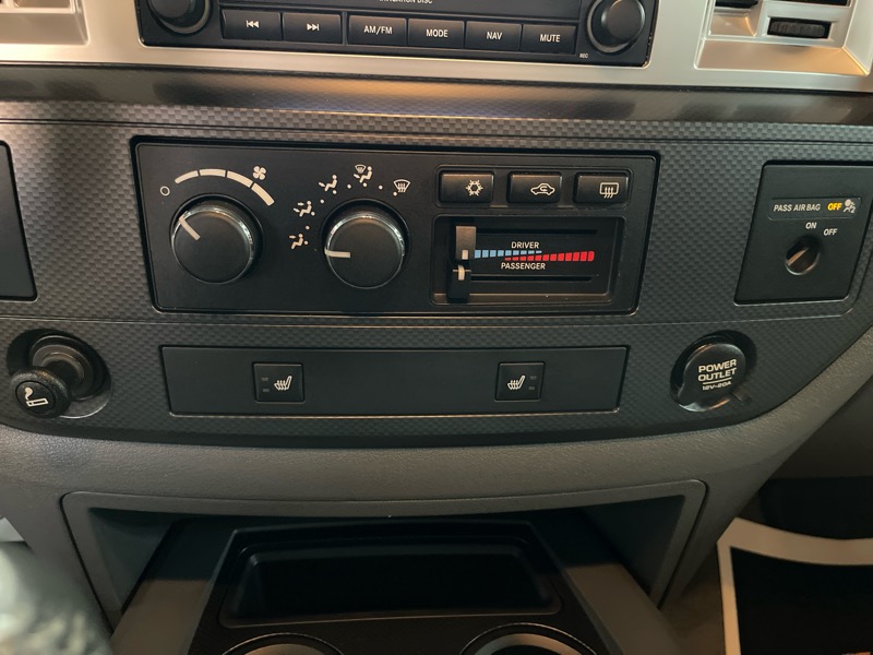 2006 Dodge Ram photo 36