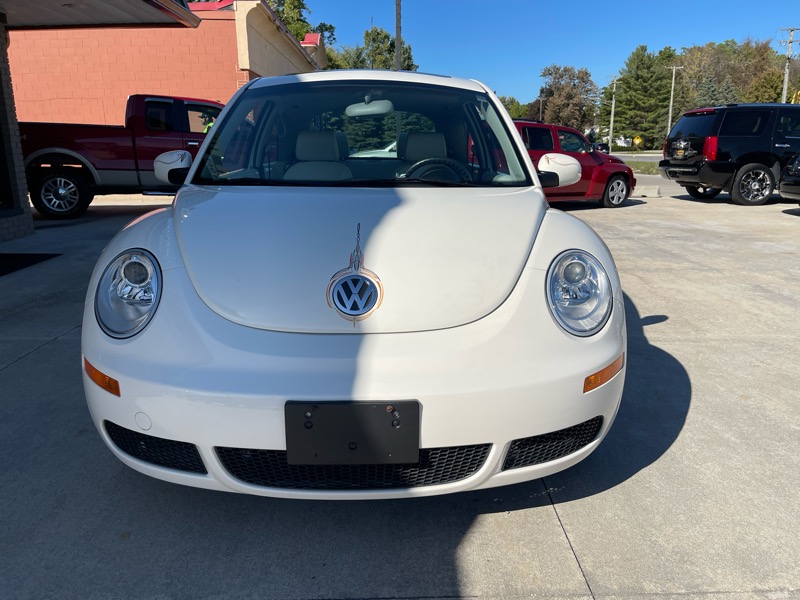 2008 Volkswagen Beetle S photo 3