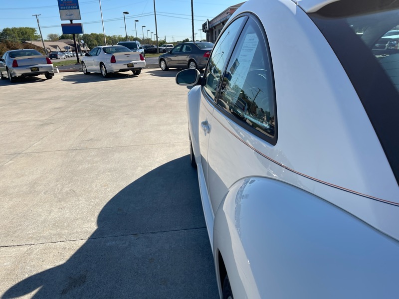 2008 Volkswagen Beetle S photo 11