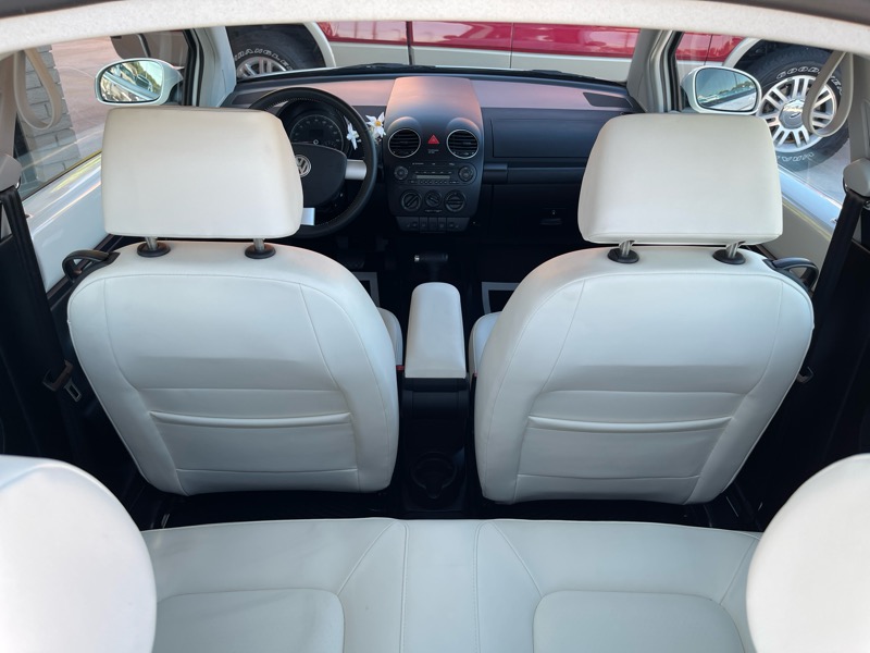 2008 Volkswagen Beetle S photo 34