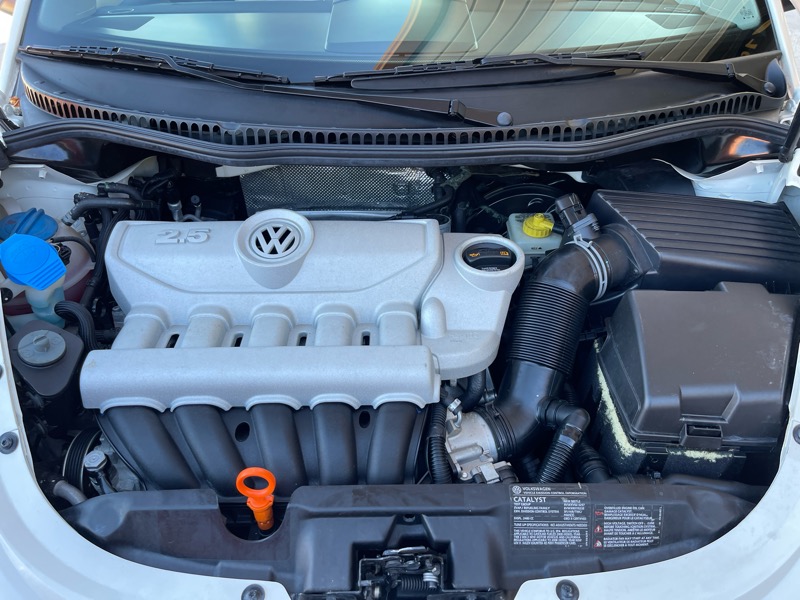 2008 Volkswagen Beetle S photo 35