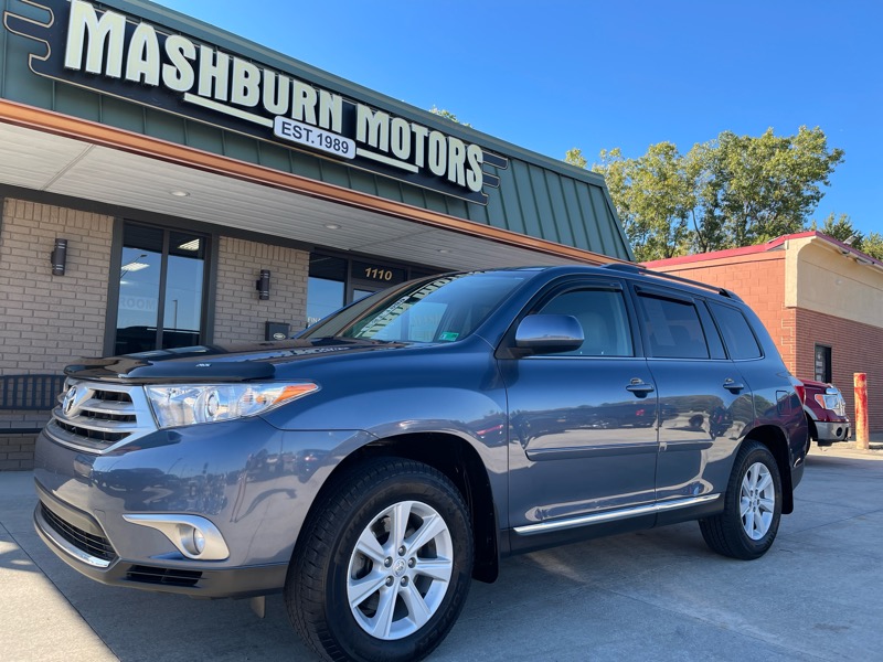 2013 Toyota Highlander SE photo 2