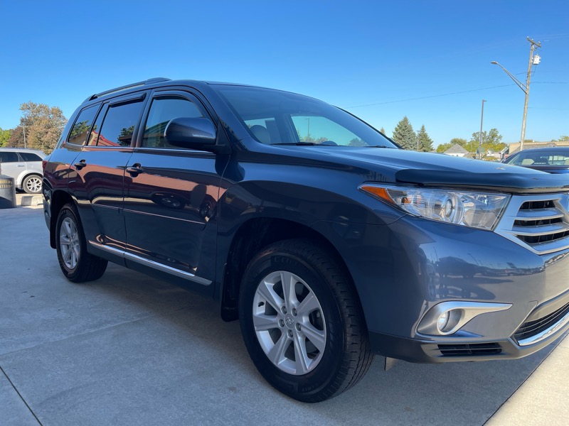 2013 Toyota Highlander SE photo 8