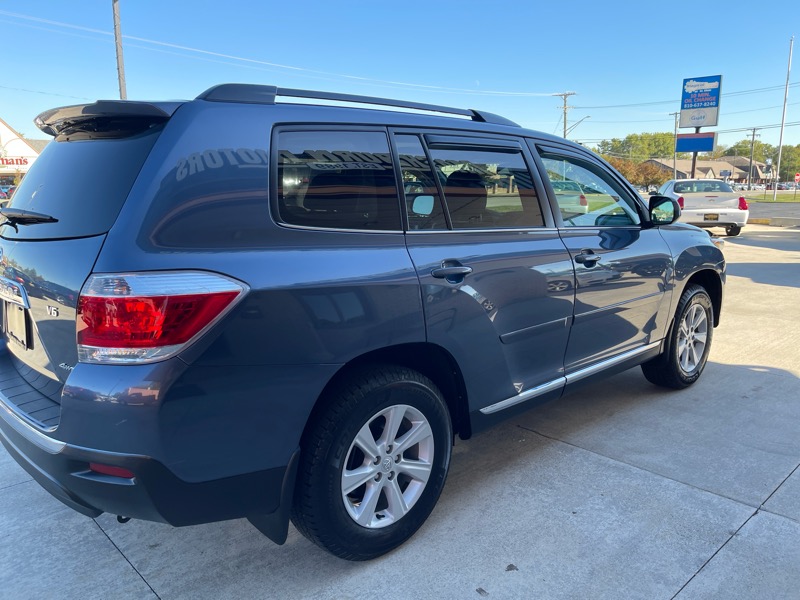 2013 Toyota Highlander SE photo 9
