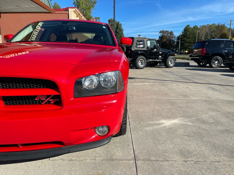 2008 Dodge Charger R/T photo 4