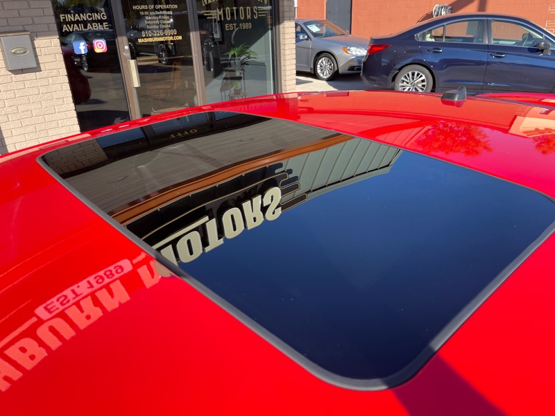 2008 Dodge Charger R/T photo 21