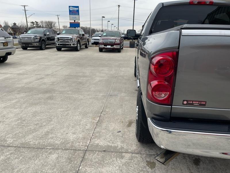 Dodge Ram 2500 SLT Mega Cab 4WD 2008