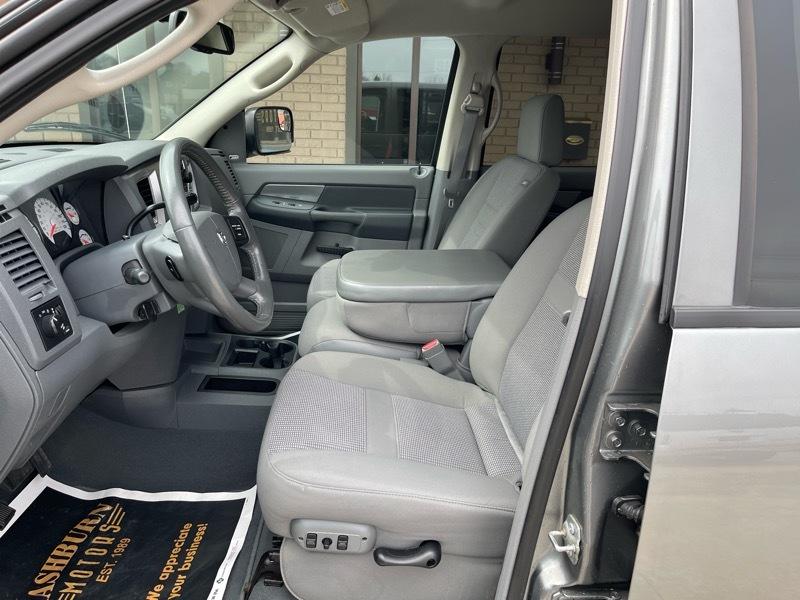 Dodge Ram 2500 SLT Mega Cab 4WD 2008