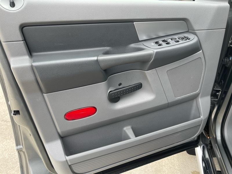 Dodge Ram 2500 SLT Mega Cab 4WD 2008