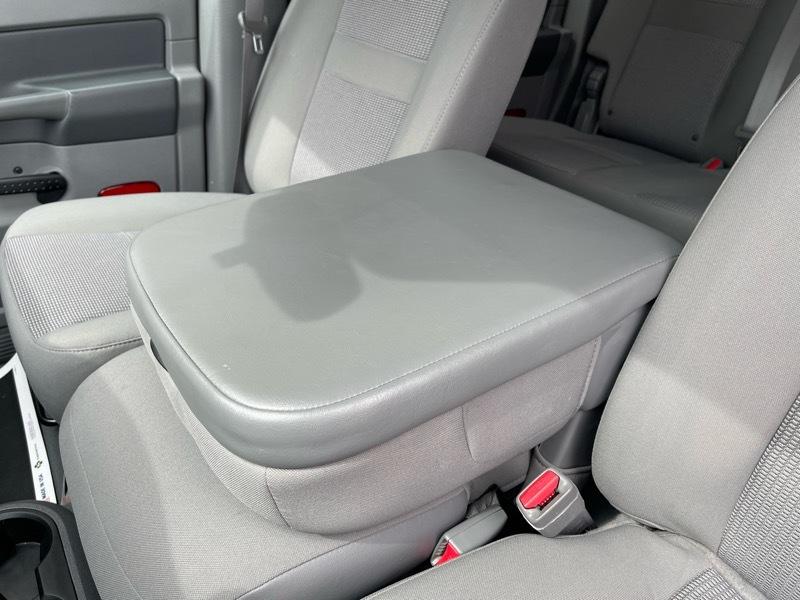 Dodge Ram 2500 SLT Mega Cab 4WD 2008