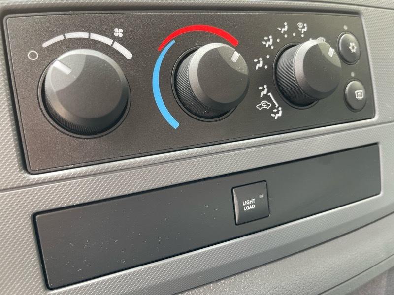 Dodge Ram 2500 SLT Mega Cab 4WD 2008