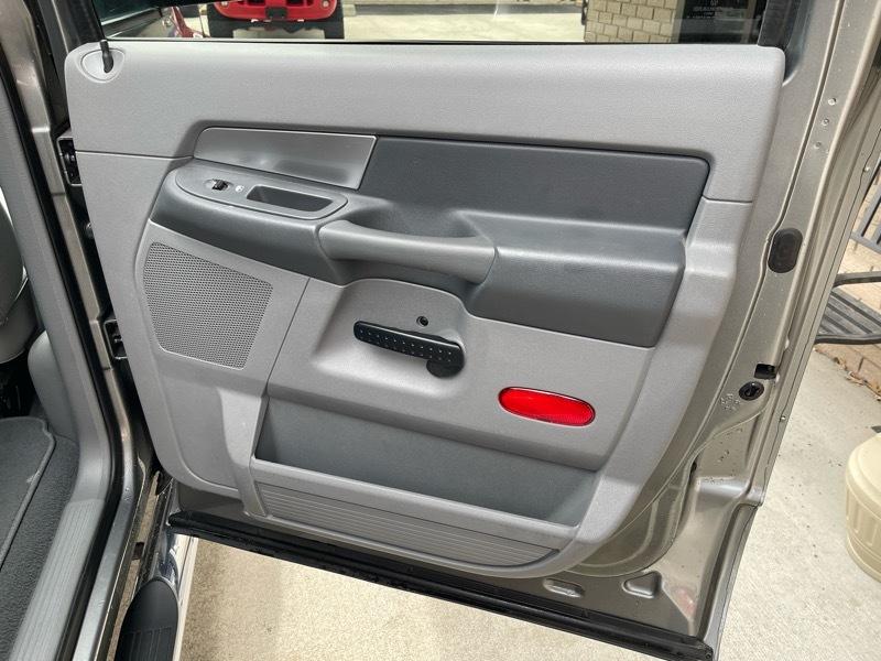 Dodge Ram 2500 SLT Mega Cab 4WD 2008