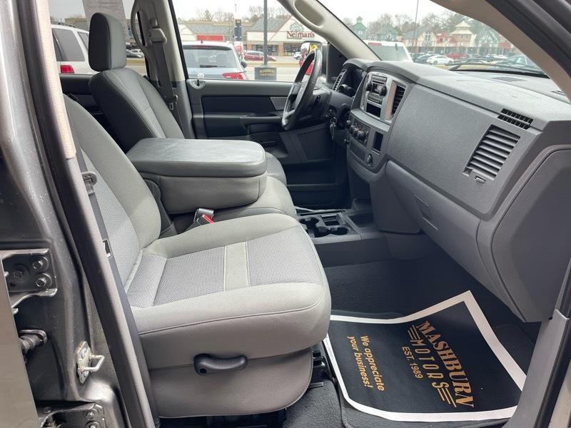 Dodge Ram 2500 SLT Mega Cab 4WD 2008