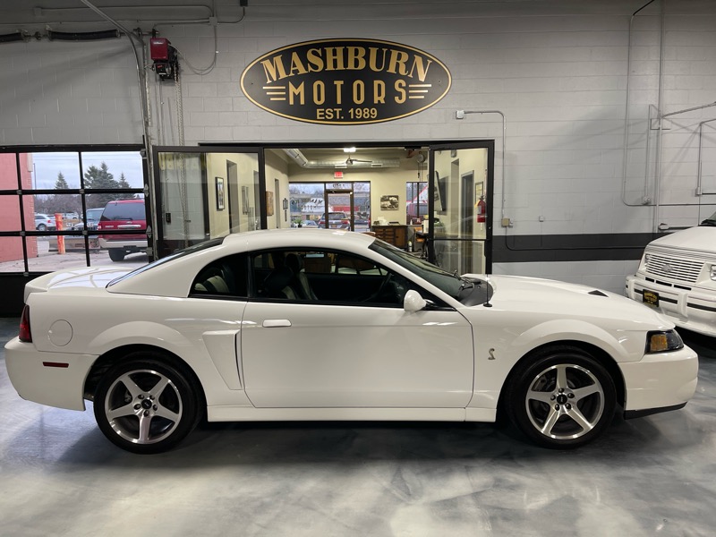 Ford Mustang SVT Cobra Coupe 2003