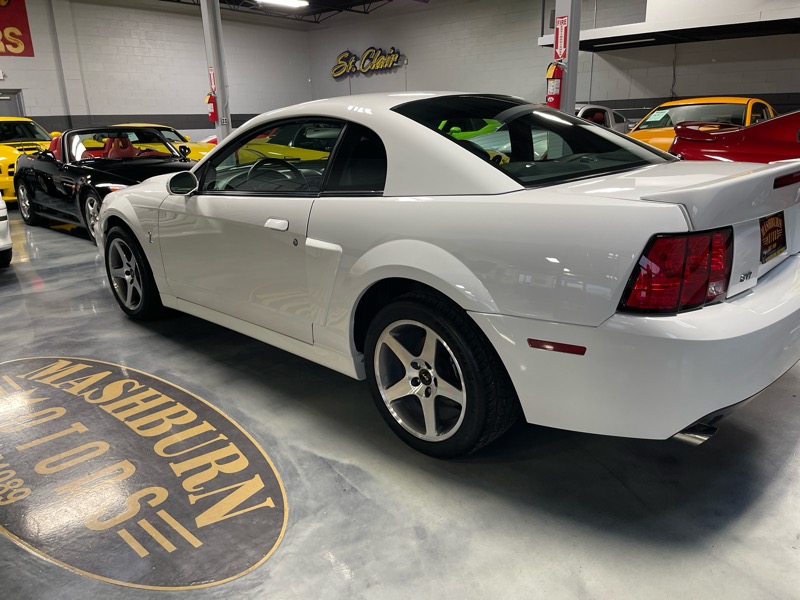 Ford Mustang SVT Cobra Coupe 2003