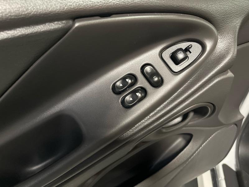 Ford Mustang SVT Cobra Coupe 2003