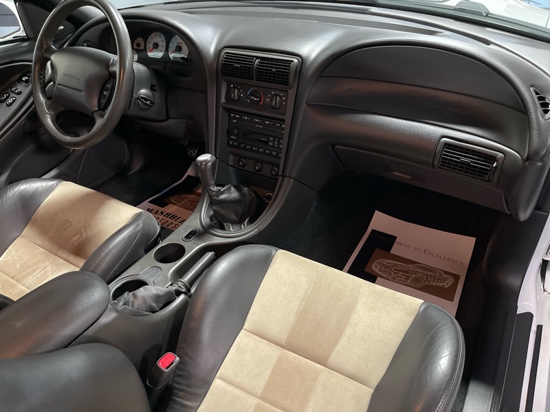 Ford Mustang SVT Cobra Coupe 2003