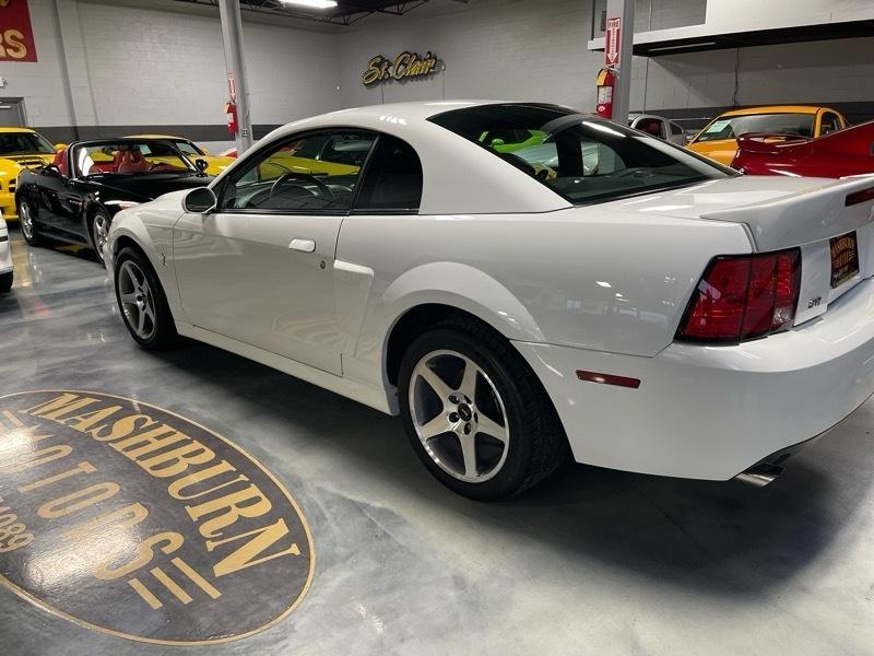 Ford Mustang SVT Cobra Coupe 2003