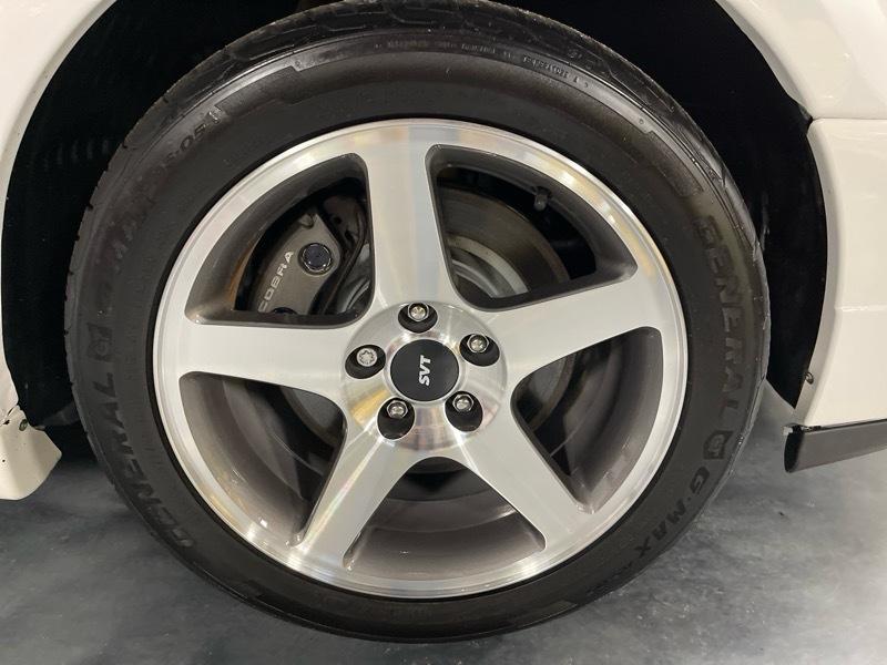 Ford Mustang SVT Cobra Coupe 2003