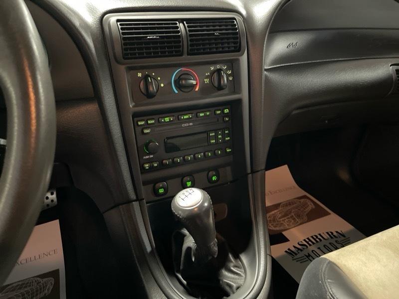 Ford Mustang SVT Cobra Coupe 2003