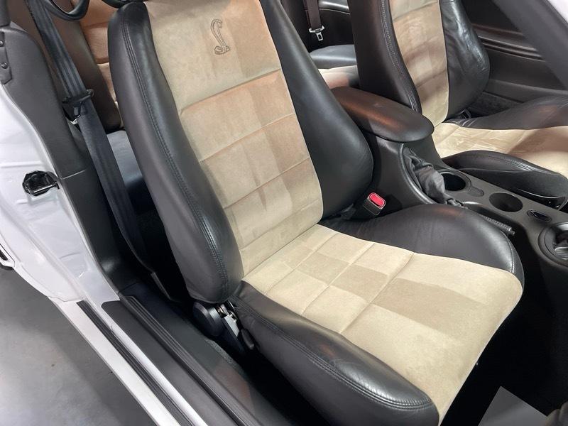 Ford Mustang SVT Cobra Coupe 2003