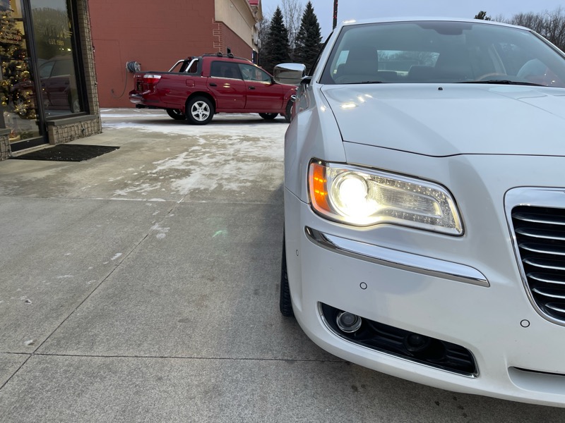 Chrysler 300 C RWD 2013